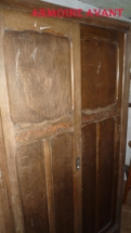 armoire ancienne avec beaucoup de griffures