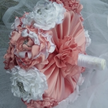 dessous du bouquet de mariée