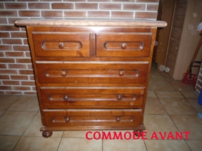 commode de chambre en bois verni