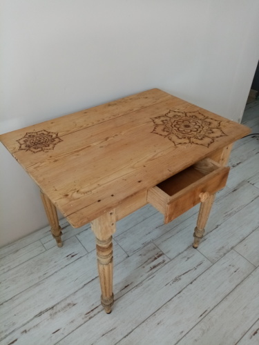 Ancienne table restaurée