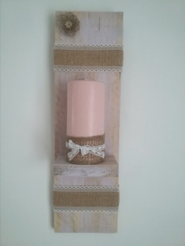 Porte bougie mural patine rose pastel avec ruban toile de jute et dentelle