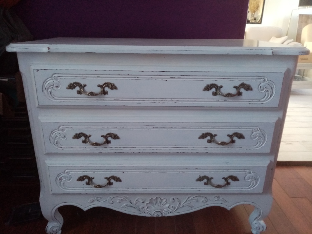 ancienne-commode-patinee