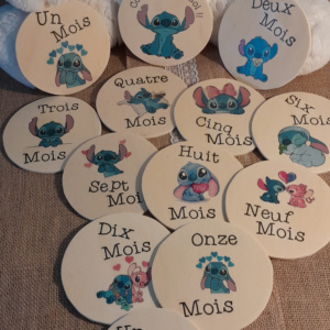 Cartes étapes anniversaire pour bébé thème stitch